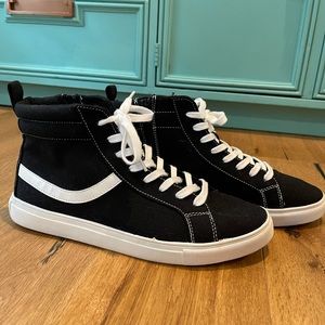 Wild Fable Womens Lace Up High Top Sneakers